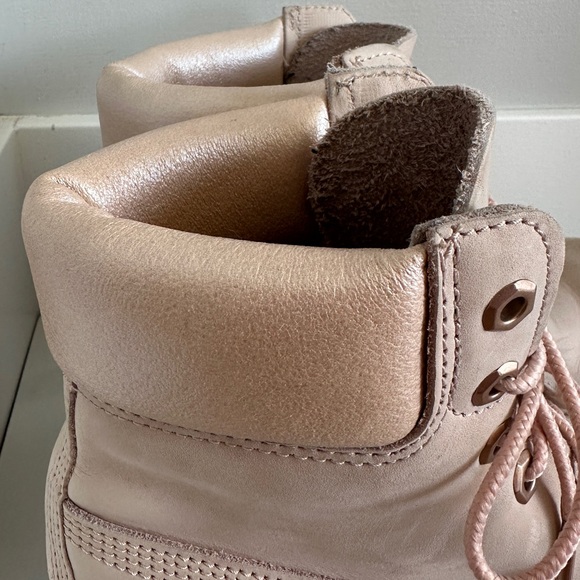 Timberland Leather Boots in Blush Pink Sz 7 - Picture 9 of 12